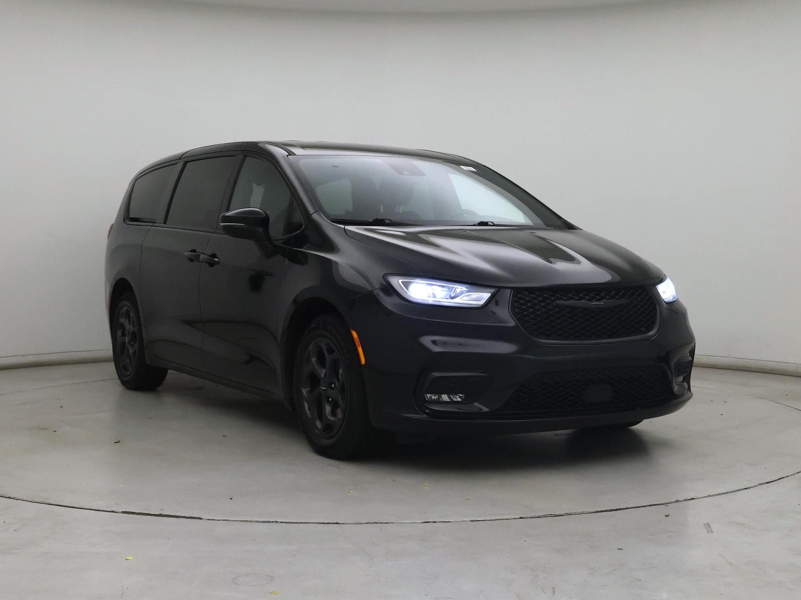 chrysler pacifica hybrid 2023 2C4RC1L76PR518692 image chrysler pacifica hybrid 2023 2C4RC1L76PR518692 image